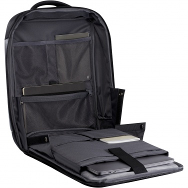 Logotrade Werbeartikel das Foto: Expedition Pro 15,6" kompakter Laptop-Rucksack GRS Recyclingmaterial 12 L