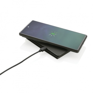 Logotrade werbemittel das Foto: Artic magnetischer 10W Wireless Charging Smartphonehalter