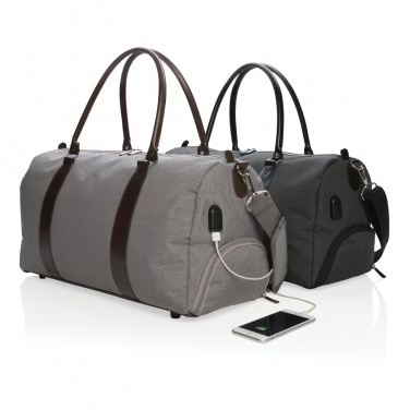 : Wochenendtasche mit USB A-Ausgang