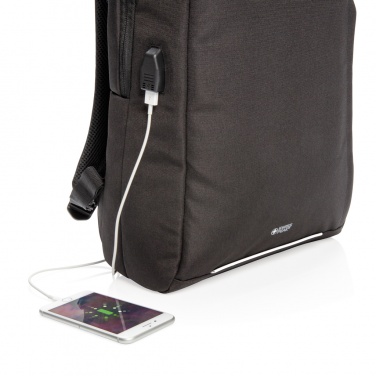 Logotrade Logogeschenke das Foto: Swiss Peak AWARE™ RFID und USB A-Laptop-Rucksack