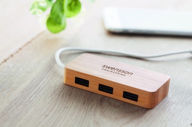 Logotrade Firmengeschenke das Foto: 3 Port 2.0 USB Hub Bambus