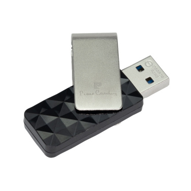 Logotrade Logogeschenke das Foto: USB-STICK PIERRE CARDIN USB 32GB