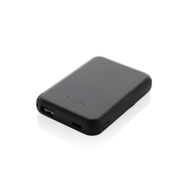 Logotrade werbemittel das Foto: Stellar 5.000mAh 5W magnetische Powerbank aus RCS rec. ABS