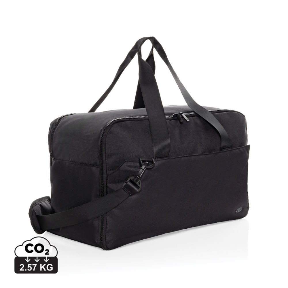 Logotrade Logogeschenke das Foto: Schweizer Peak Aware™ RPET 15,6" Laptop-Wochenendtasche