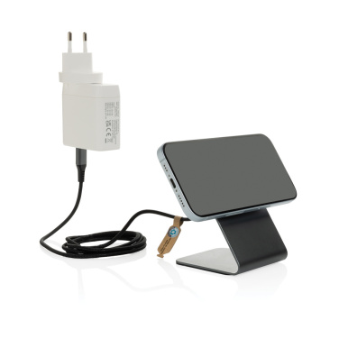 Logotrade Geschäftsgeschenke das Foto: Terra Aluminium 15W magnetischer Wireless-Charger