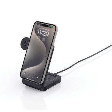 Logotrade Logogeschenke das Foto: Urban Vitamin Arcadia 15W 3in1 Magnet-Charger aus RCS rABS