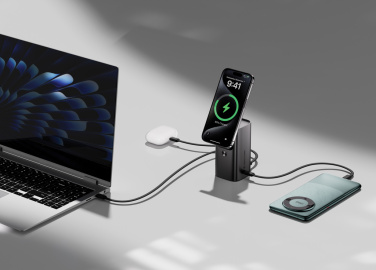 Logotrade werbemittel das Foto: Urban Vitamin Sunnyvale 100W 15.000mAh magnetische Powerbank