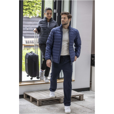 Logotrade werbemittel das Foto: Athenas recycelte wattierte Jacke für Herren