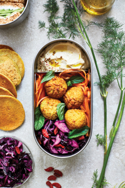 Logotrade Firmengeschenke das Foto: Black+Blum Stainless Steel Double Bento Box