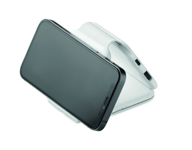 Logotrade Werbegeschenke das Foto: 3fach Ladestation