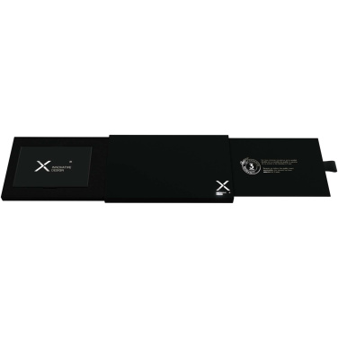 Logotrade Werbegeschenke das Foto: SCX.design P22 5000 mAh ultradünne, magnetische Powerbank