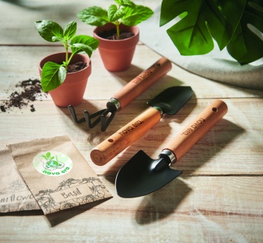 Logo trade promotional giveaway photo of: 3 garden tools  in RPET pouch