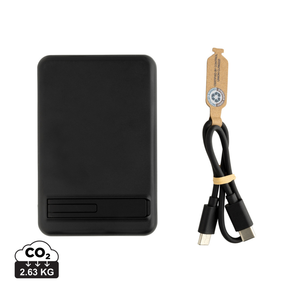 Logo trade advertising products image of: Zen RCS rplastic 5000 mah 5W magnetic bamboo powerbank