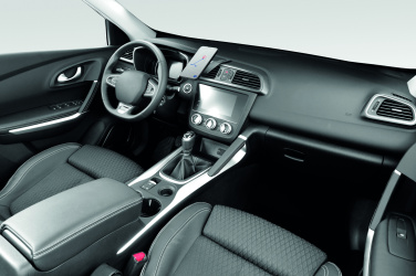 Logotrade business gift image of: 15W magnetic car charger