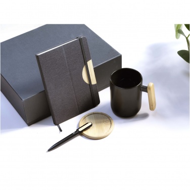 Logotrade reklaamkingid pilt: Kinkekomplekt Laura A5 märkmiku, pastaka ja kruusiga