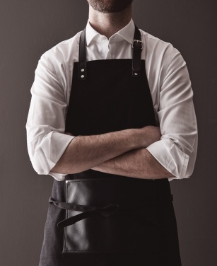 Logo trade reklaamtoote pilt: VINGA Casbas purjeriidest põll