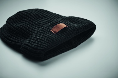 Logotrade reklaamkingitused pilt: Talvekomplekt taaskasutatud materjalist, kindad, müts ja sall