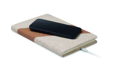 Logo trade ärikingitused foto: A5 märkmik 15W laadijaga CORTONA