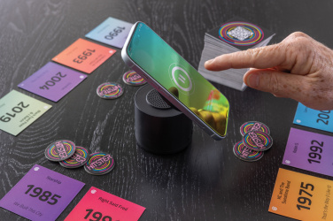 Logo trade meene pilt: Magpulse RCS taaskasutatud plastist 3W kõlar magnetilise hoidikuga