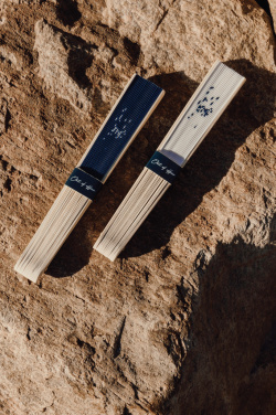 Logo trade firmakingi pilt: VINGA kontorist väljas olev käsiventilaator