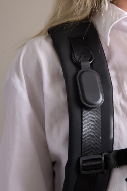 Logo trade meened foto: VINGA Baltimore RCS võtmehoidja Finder Dual-iga