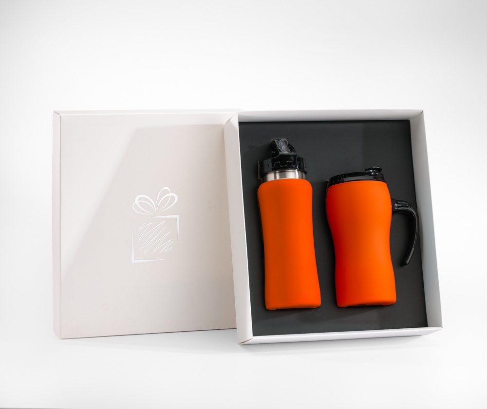 Logotrade liikelahja tuotekuva: Komplekt: joogipudel ja termokruus Colorissimo, oranž