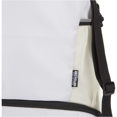 Logo trade mainostuotet tuotekuva: Nomad 18 litran GRS-kierrätetystä materiaalista valmistettu, kiristysnyörillä varustettu urheilukassi alalokerolla