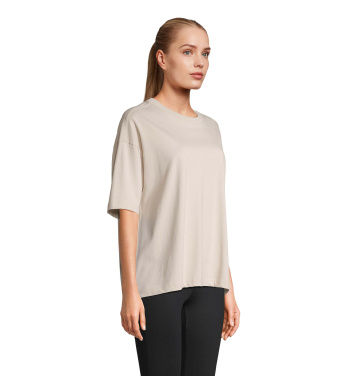 Logotrade dāvanas foto: BOXY WOMEN OVERSIZE T-KREKLS