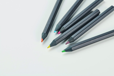 Лого трейд бизнес-подарки фото: 6 black colouring pencils