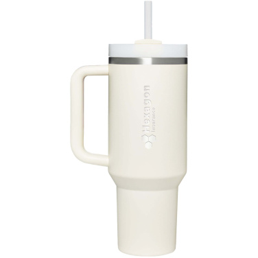 Логотрейд pекламные подарки картинка: Изолированный тумблер Stanley Quencher® H2.0 FlowState™ 890 мл из переработанной нержавеющей стали