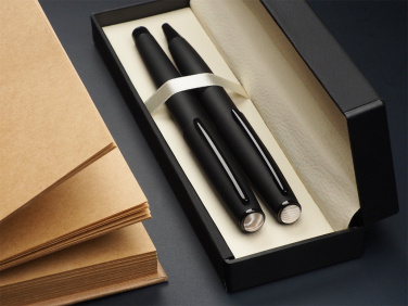 Logotrade presentreklam bild: Randigt Flint Pen-set 1284036