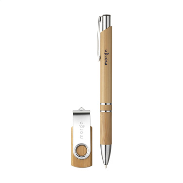 Logotrade kampanjprodukter bild: Bamboo Connect Giftset 8 GB