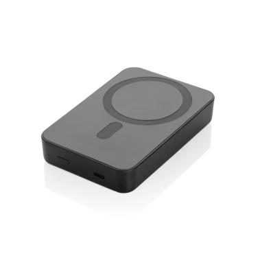 Logotrade presentreklam bild: Amporia RCS plast 10 000 mAh magnetisk powerbank