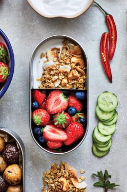 Logotrade reklamprodukter bild: Black+Blum Dubbel Rostfri Bento-låda