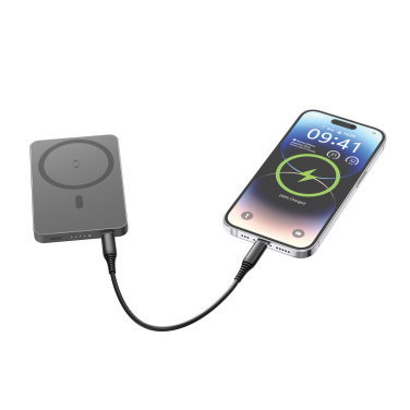 Logotrade kampanjprodukter bild: Urban Vitamin Marin 5000mAh magnetisk 15W trådlös powerbank